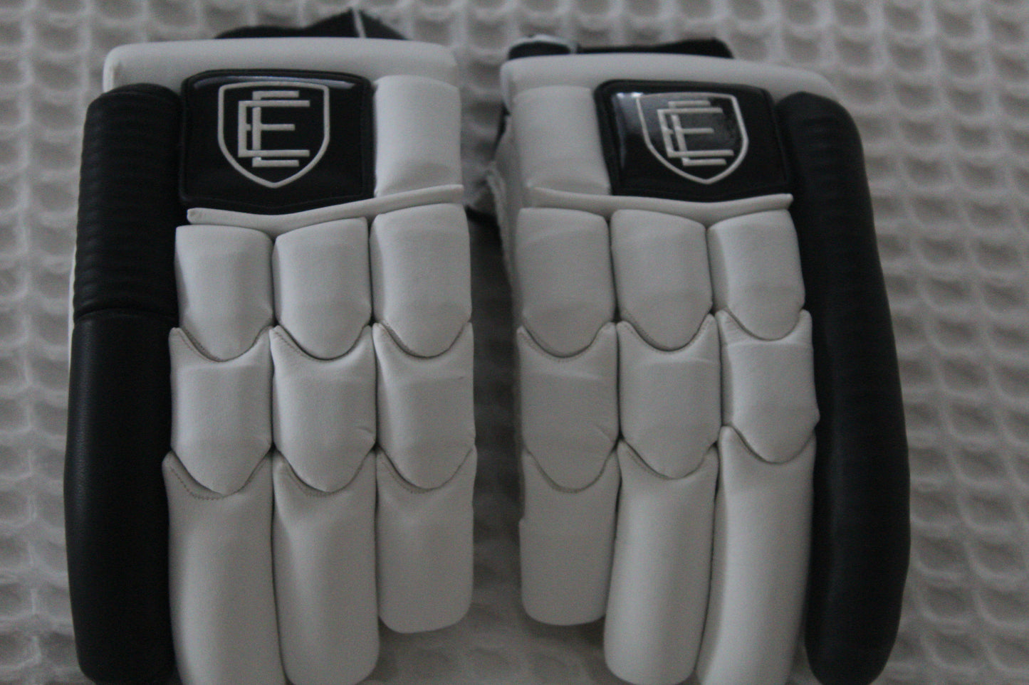 ELITE - BLACK EDITION PREMIUM BATTING GLOVES